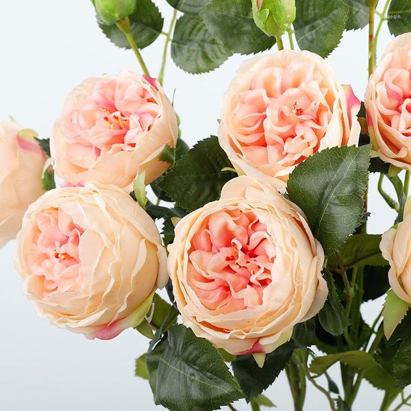 I fiori decorativi aggiungono un tocco di stile europeo con queste rose artificiali a 3 teste di Austin, ideali per decorazioni festive