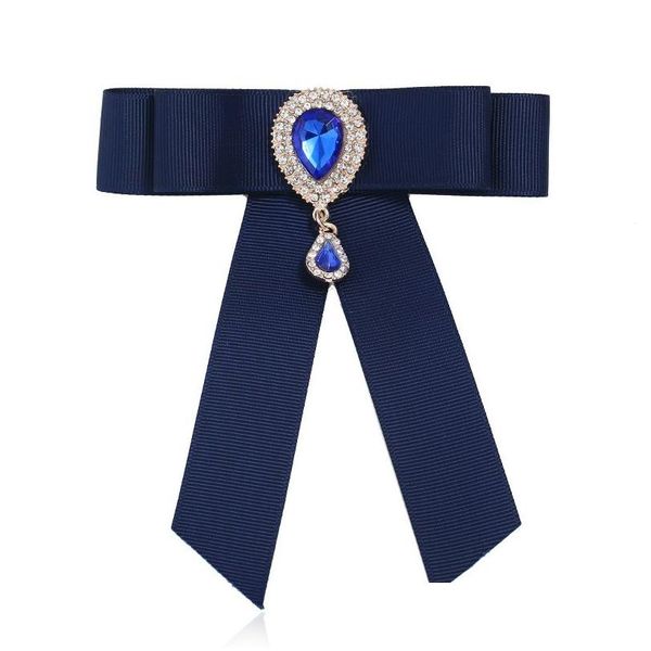 Spille Spille Spille per papillon casual Cammeo vintage Lady Head Ribbon Nappa Spilla Chic Girls Elegante Bigiotteria Collar Pin Drop Delivery