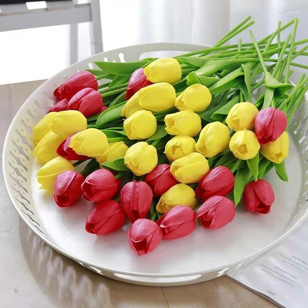 Dekoratif Çiçekler 10 PCS Lale Çiçek Yapay Gerçek Touch Buket PE Sahte Fleurs Yapıcıs Tulipany Silikonowe Düğün Evi için