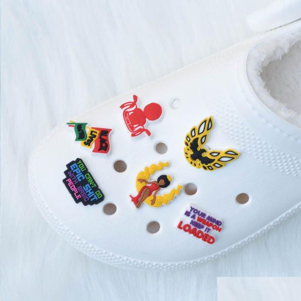 Аксессуары для участия в обуви пользователь FPVC CLOG Charm Black Girl Magic Shoes Charms for Kids Gift Drop Delive OT98X