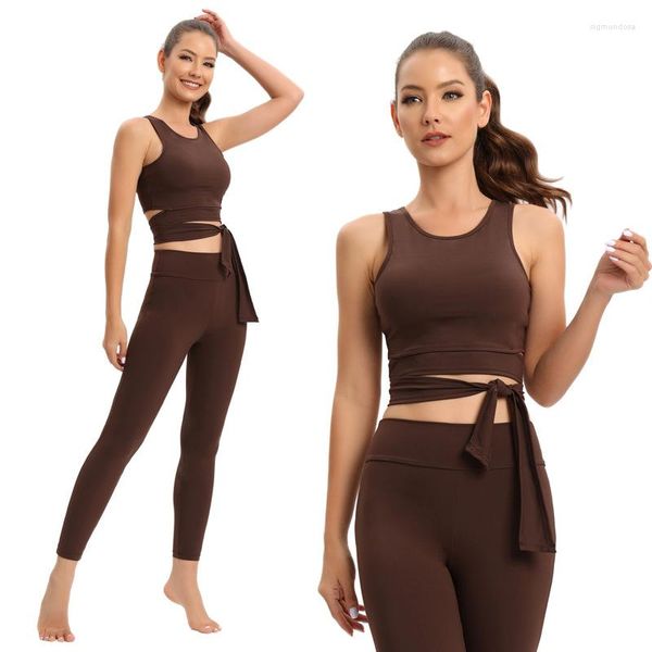 Conjuntos ativos femininos Strap-On Yoga Sports Set Femme Gym Fitness Duas peças femininas Roupa íntima de corrida e leggings de levantamento de quadril Terno moderno