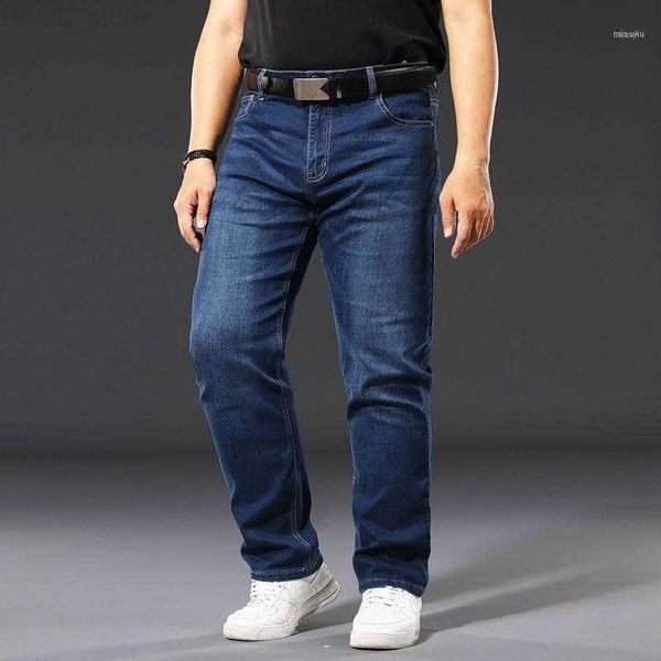 Jeans da uomo 46 48 50 Plus Size Blu Nero Business Vita alta Pantaloni casual larghi in denim Pantaloni slim a gamba dritta di alta qualità1 L230724