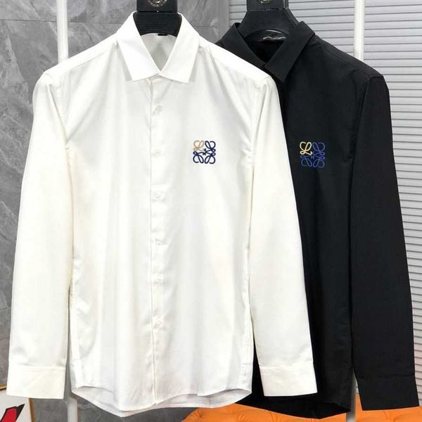 Camisas casuais masculinas A nova camisa de Luo Yi Wei com bordado requintado Nobre manga comprida Business Light Estilo luxuoso Versátil Camisas masculinas de alta aparência