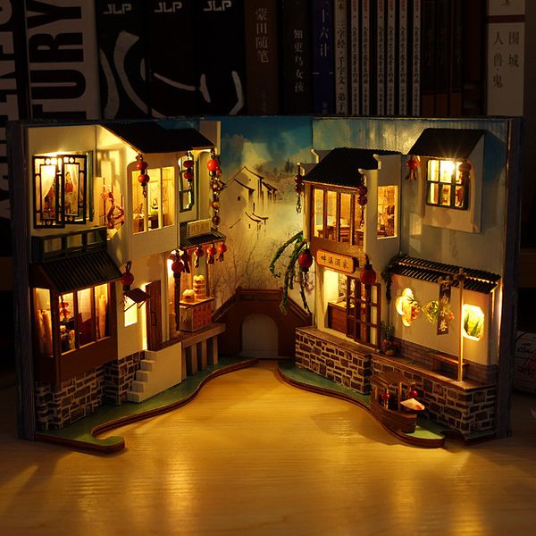 Cucine Gioca cibo Fai da te Libro Nook Scaffale in legno Inserto per mensole Miniature Kit modello di casa Collezione di anime Casa delle bambole in miniatura Regali di compleanno giocattolo 230721
