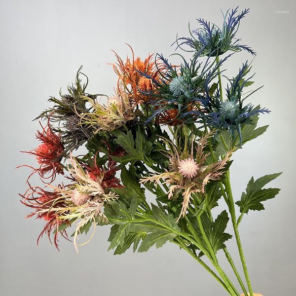 Dekorative Blumen, natürlich aussehende künstliche Seestechpalme, Spray, echte Touch-Seiden-Eryngium-Blume für Hochzeitsstrauß, Herzstück, Zuhause