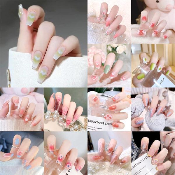 Unghie finte 24 pezzi / set Usura finta Premere su disegni riutilizzabili Set francese artificiale rosa Rimovibile Tipsy Stick-on Nail copertura completa