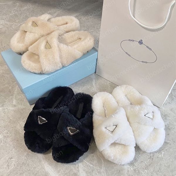 Designer Fur Slide Pantofole Pantofole da donna in lana con etichetta triangolare da uomo Pantofole in soffice shearling di lusso alla moda Sandali in pelliccia alla moda con scatola