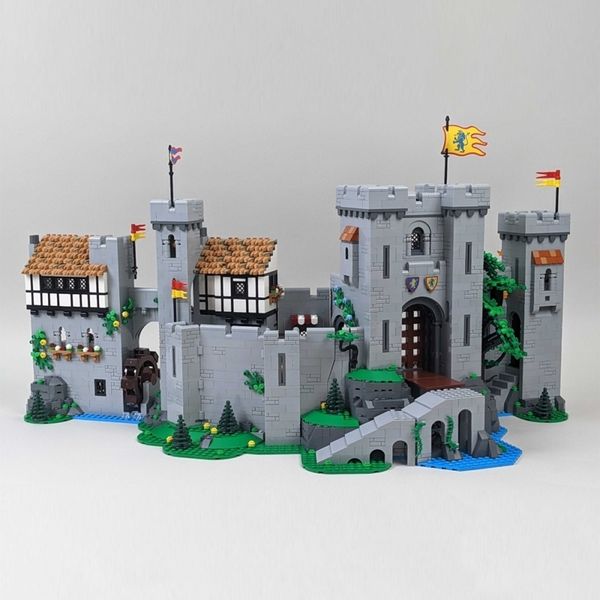 Figuras de brinquedo de ação EM ESTOQUE Blocos de construção do Castelo do Rei do Leão Modelo Fit 10305 Criatividade Casa Medieval Tijolos 4514pcs Brinquedos para Meninos Conjunto de Presente 230724