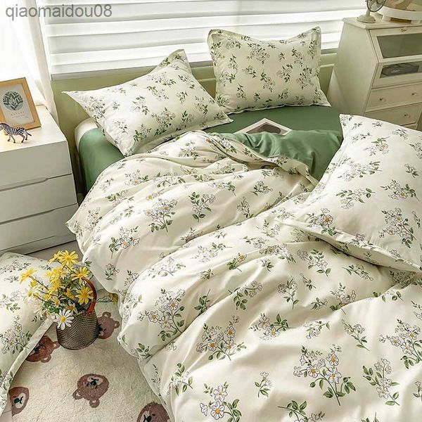 Conjunto de roupa de cama macia Conjunto de capa de edredon moda padrão de planta Têxtil para casa Lençol de cama tamanho queen King Size Capa de edredão Estojo Roupa de cama L230704