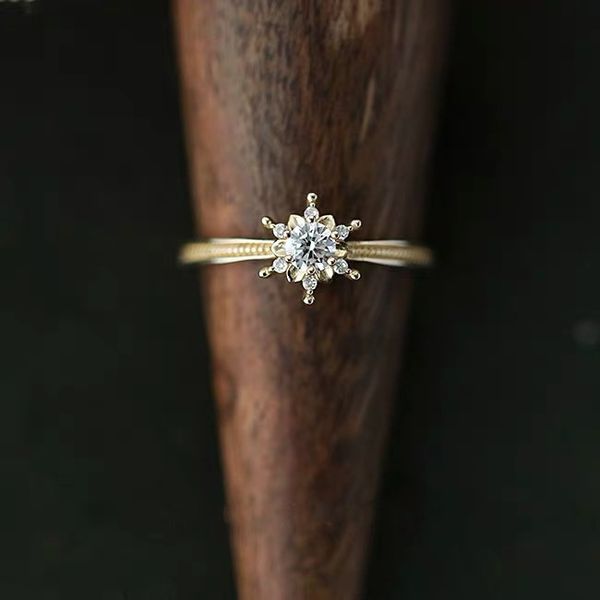 Americano requintado anel de ouro 14K feminino clássico cheio de zircônio diamante floco de neve anel dedo indicador luz luxo alto senso joias de mão