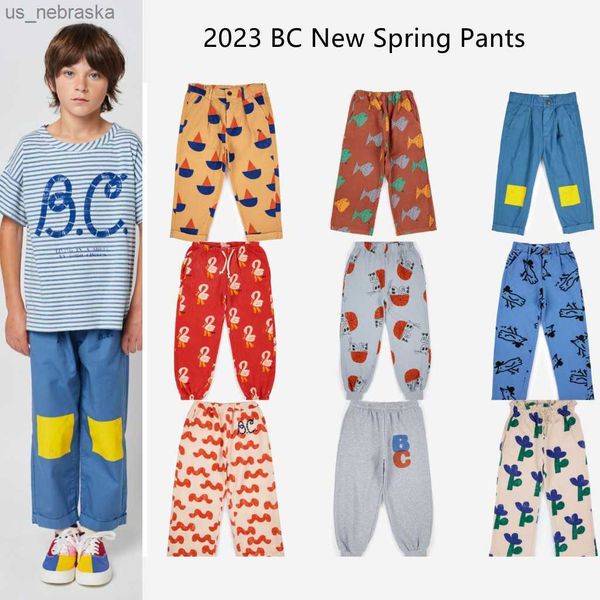 2023 New BC Spring Boys Girls Pantaloni per bambini T-shirt per bambini Pantaloni della tuta Pantaloncini Abbigliamento per bambini coreani da 2 a 8 anni L230518