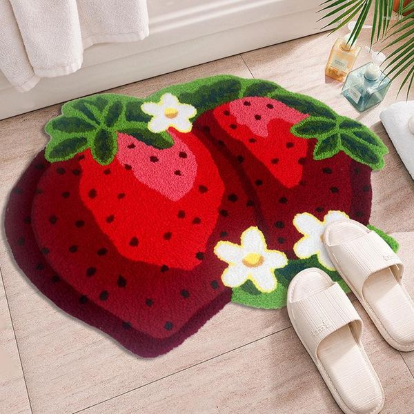 Tappetini da bagno Tappeto con impronta di fragola Zerbino carino Pavimento ricamato a mano Tappeti igienici personalizzati personalizzati Tappeto da bagno pastorale