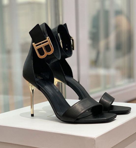 Sandálias Balencigaa Famosas Sapatos de Design Uma Mulher B-Embellamento Calf Camurça Gold Gravado Vestido de Noiva Alto de Salto Alto