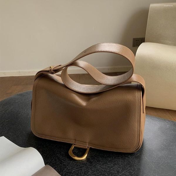 Designer Mocha Brown Leather Shoulder Bag for Women - Large Capacity evening bags 2022 with Retro High Sense and Fashionable Messenger Style
