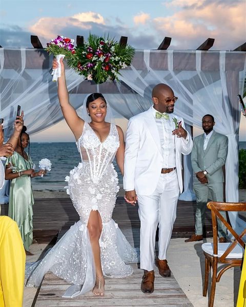 Vestidos de noiva de sereia de flores brancas para a noiva, veja o vestido de noivado de praia do Corset, espaguete amplo africano