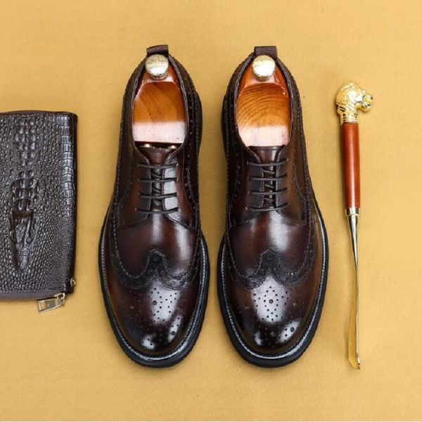 Sapatos masculinos estilo inglês brogue de couro genuíno grosso inferior ponta asa sapatos masculinos negócios vestido de escritório sapatos de casamento 1AA23