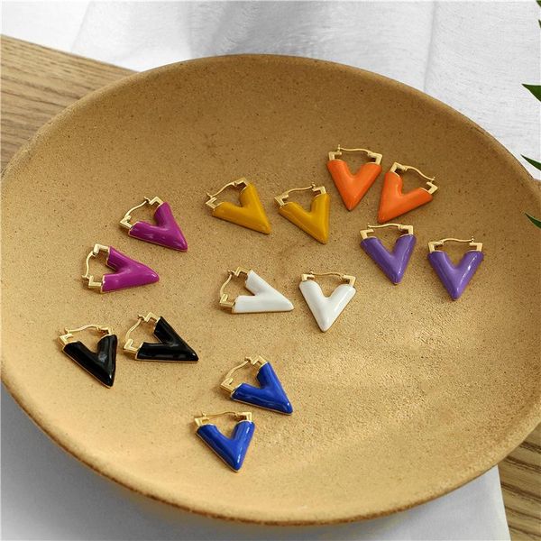 Orecchini pendenti Smalto colorato a forma di V per le donne Ragazze Geometria Orecchini Triangolo in metallo Cerchi Accessorio per gioielli a goccia