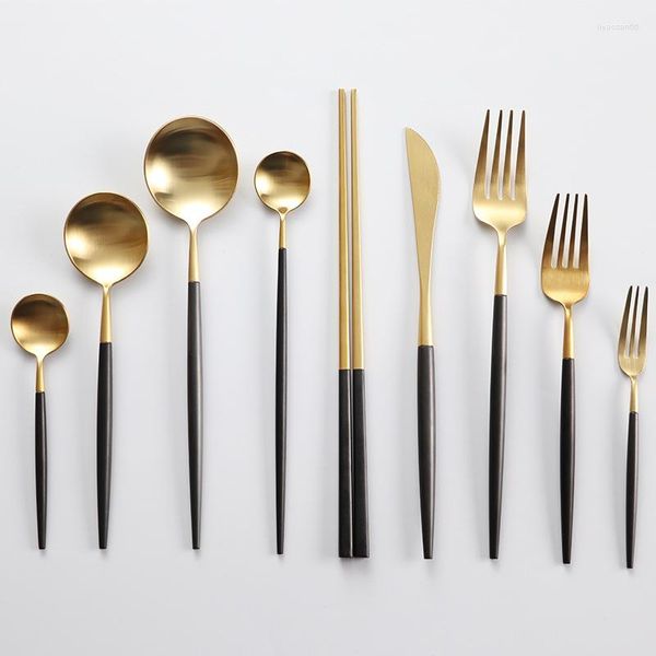 Set di stoviglie Acciaio inossidabile Placcato oro nero Forchetta Cucchiaio Coltello Set di posate Stoviglie in rame Utensili da pranzo Stoccaggio portatile 1 pezzo