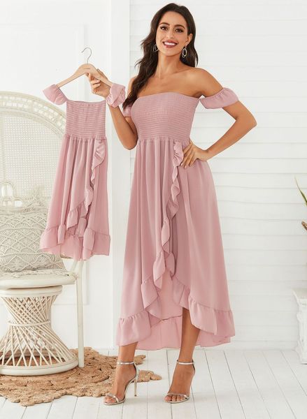 Roupas combinando para família Vestido combinando para mãe e filha Roupas para família de verão Vestido ombro a ombro manga curta Vestido babado Mamãe e eu Roupas 230725