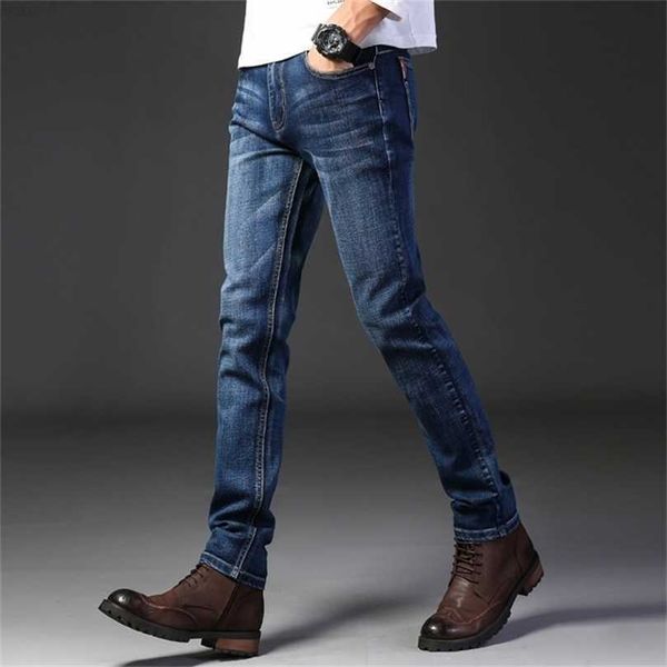 Marca masculina Retro Nostalgia Straight Denim Jeans Moda Calças compridas Soltas Tendência Negócios Calças casuais Roupas masculinas 210318 L230726