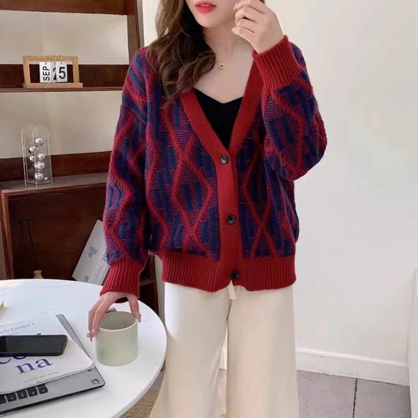 Autunno e inverno versione coreana del nuovo scollo a V allentato colore patchwork in bianco e nero Diamond Lattice pigro cappotto cardigan maglione lavorato a maglia