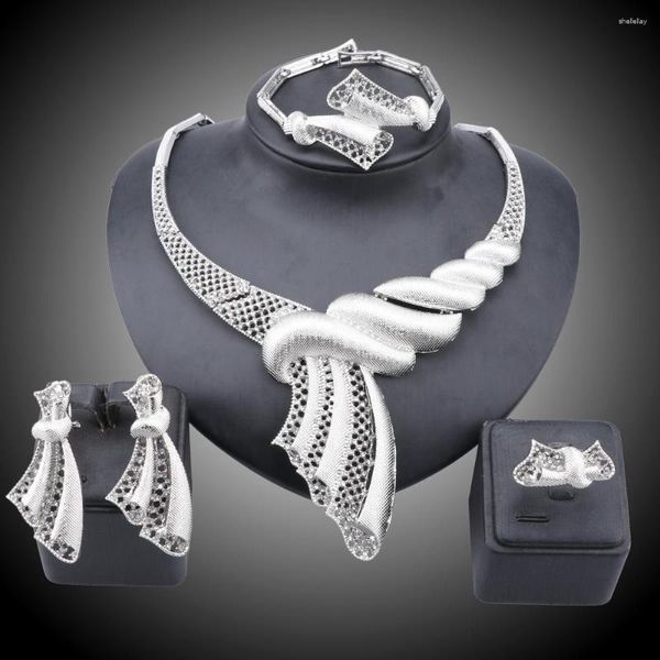 Halskette Ohrringe Set Dubai Gold Mehrfarbige Farbe Kristall Schmuck Frau Hochzeit Party Dating Armreif Ohrring Ring Schmuck