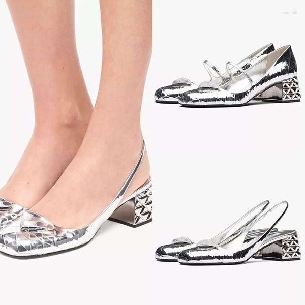Elbise Ayakkabı 2023 Tasarımcı Kadın Kristal Üçgen Mary Janes Chic Metalik Gümüş Rhombic Deri Yüksek Topuklu Pompalar Partisi