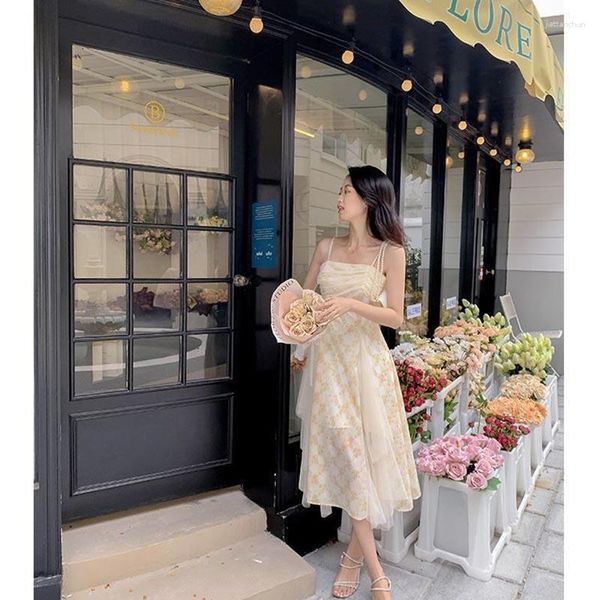 Lässige Kleider SLPBELYDamen Sommer 2023 Französisch Sanfte Blumen Neckholder Perlen Taille-Länge Modelle Mesh A-Linie Kleid Drucken Fee Wind