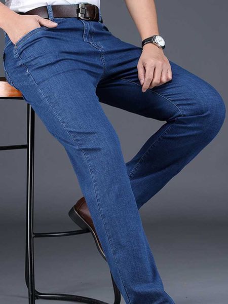 Jeans masculino Calça jeans de algodão Marca roupas clássicas Macacões Calças retas para homens Preto tamanho grande 35 40 Y2303 L230726