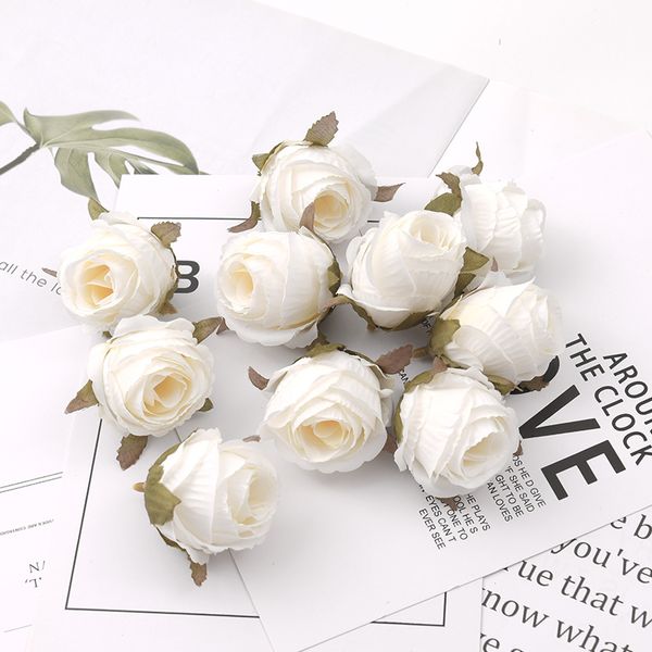 Fiori secchi 50 pz 4 cm Bocciolo di rosa bianca Capolini di fiori di seta artificiale Decorazione di nozze Ghirlanda fai da te Scrapbooking Craft Falso 230725