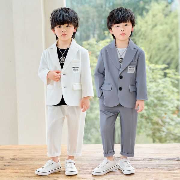 Abiti Ragazzi Blazer bianco Giacca Pantaloni Spilla 3PCS Vestito Bambini 1 anno Compleanno Abito Bambini Prestazioni di nozze Costume Set Abiti H126 230726