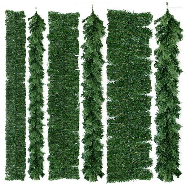 Flores decorativas 8,8 pés 20/25/30 cm Agulhas de pinheiro Guirlanda de vime de Natal Planta artificial Enfeites de árvore para festas Decoração para pendurar na parede