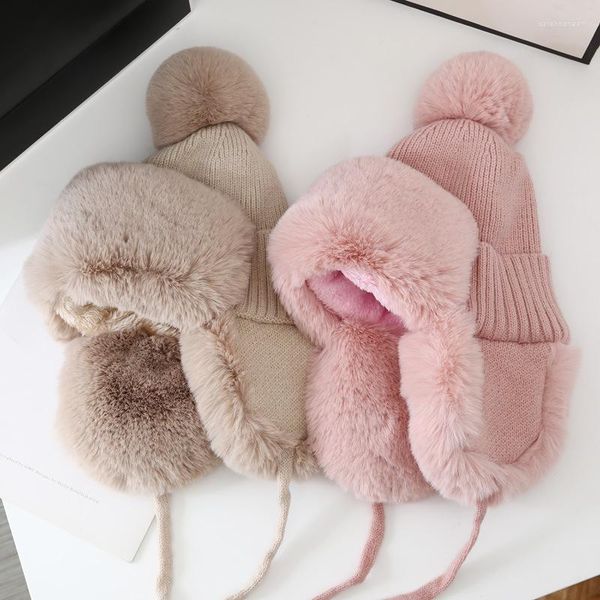 Boinas Moda Lei Feng Chapéu Para Mulheres Outono E Inverno Trapper Earflap Boné De Esqui Fêmea Gorro Quente Grosso De Pele Pompom Russain