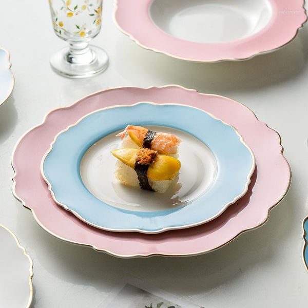Piatti Piatto in ceramica con bordo dorato creativo Piatto da bistecca piatto a punta d'onda rosa semplice Stoviglie da dessert a cuore ragazza