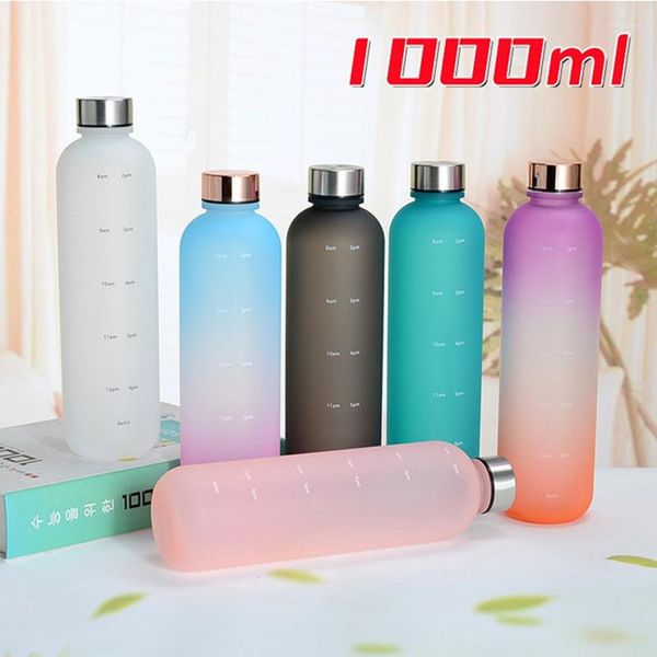 Bottiglie d'acqua Bottiglia opaca 1000 ml Bicchiere di plastica con coperchio Glassato Bere per ragazze Indicatore orario Tè Bicchieri da cucina