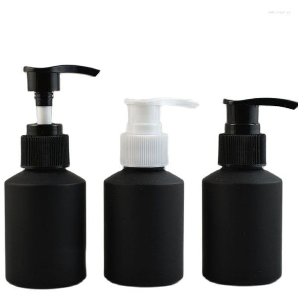 Bottiglie di stoccaggio 60ML Lozione di vetro nero opaco smerigliato vuoto Bottiglia riutilizzabile Pompa bianca Emulsione per imballaggio cosmetico 10 pezzi