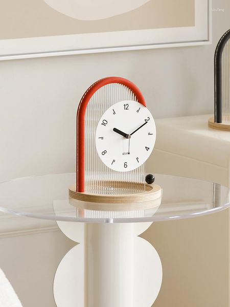 Relógios de mesa Moda Relógio de mesa Reloj De Mesa Ornamento para decoração de casa para quarto Saat HorSilent Mecanismo de quartzo Alimentado por bateria Klok