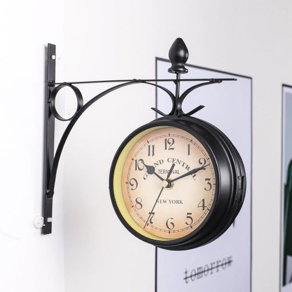 Orologi da parete Retro in stile europeo Double Sided Hanging Vintage Decor Black Outdoor Garden Decorations Clock