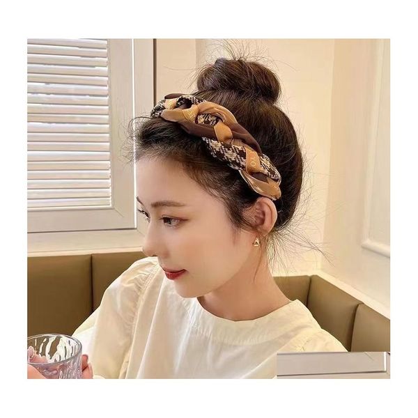 Diğer Moda Aksesuarları Saç çember Net Kırmızı Houndottooth Retro Fransız Koleji Tarzı Kızarmış Hamur Twists Head Band Clip Daml Teslimat Otbmk