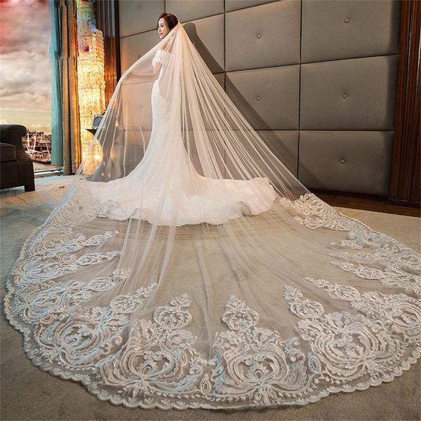 Gioielli per capelli da sposa Veli da sposa lunghi romantici Lunghezza cattedrale Applique in pizzo 4M Velo da sposa con pettine bianco avorio di alta qualità 230727