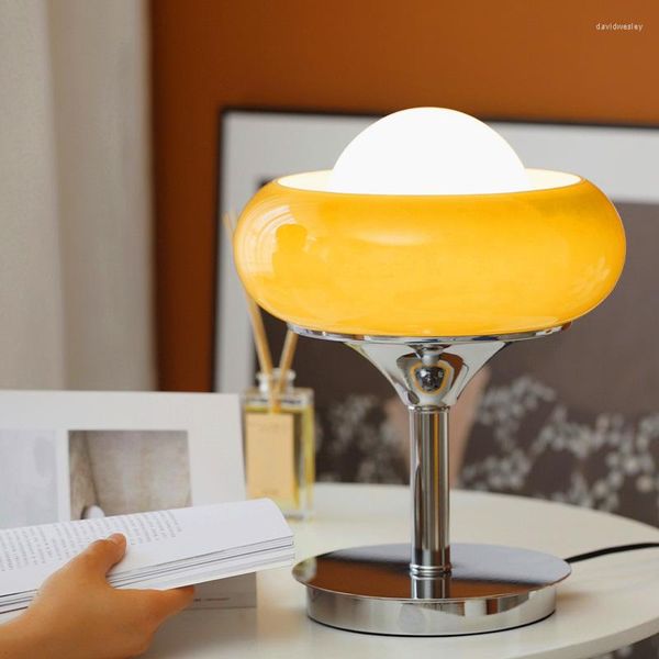 Tischlampen Nordic Egg Tart Bauhaus Lampe Braun Retro Cremeweiß Glas Lampenschirm Led Studie Schlafzimmer Nachttischlampe Dekor