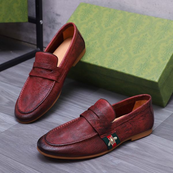 Yüksek kaliteli 2023 Erkek Elbise Ayakkabı Marka Tasarımcısı Klasik Günlük Loafers Moda Erkek Rahat Orijinal Deri Sürüş Ayakkabıları Boyut 38-44