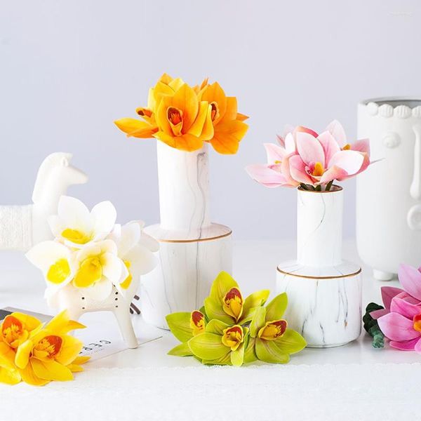 Dekorative Blumen, 4 Blumenstrauß, Cymbidium-Orchideen, künstliche Seidenblume, klein, für Zuhause, Party, Frühling, Hochzeit, Dekoration, gefälschte Büro-DIY-Dekoration