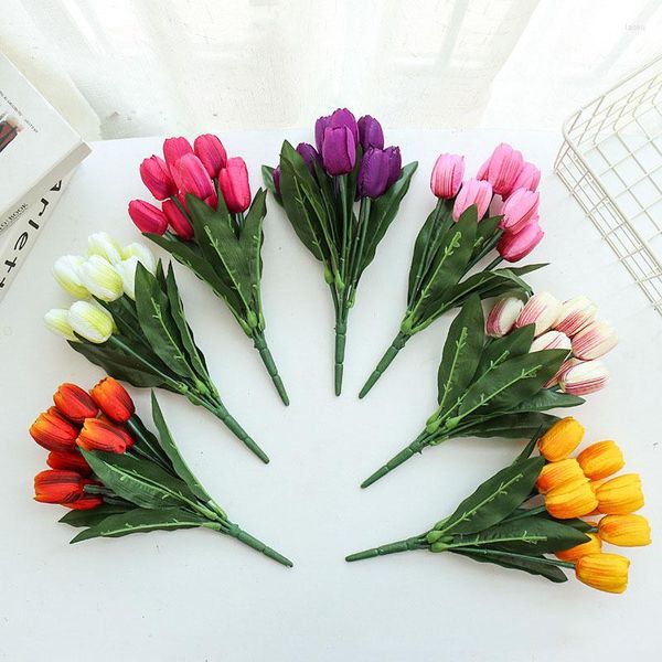 Flores decorativas Simulação 9 Tulipa pequena Planta verde Vaso Criativo Escritório Decoração de interiores Fornecimento direto da fábrica Bonsai