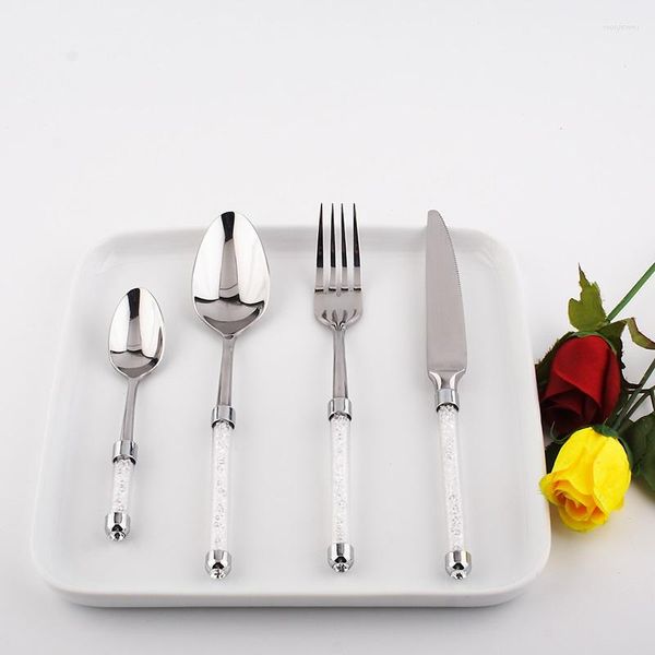 Ensembles de vaisselle poignée perceuse en cristal incrusté quatre pièces couteaux et fourchettes ensemble couteau à steak en acier inoxydable vaisselle occidentale cuillère boîte-cadeau