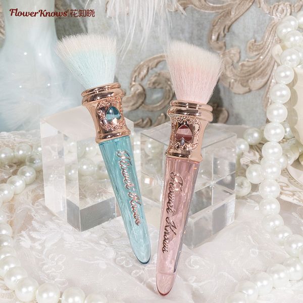 Strumenti per il trucco Flower Knows Strawberry Rococo Blush Wool Brush Conditioning Face Beauty Painting Powder Fondazione 230728