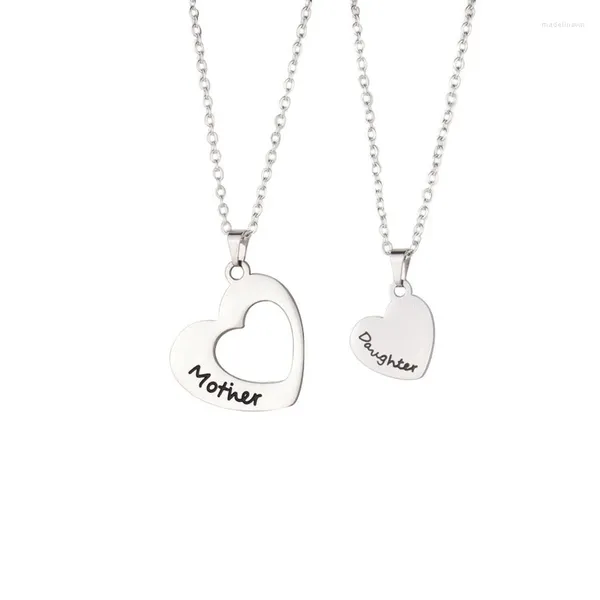 Catene 2 pz/set Madre Figlia Cuore In Acciaio Inox Splicing Inciso Lettera Amore Collane Per Le Donne Ragazze Mamma Gioielli Regalo