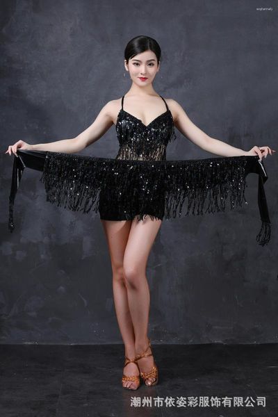 Abbigliamento da palcoscenico Nappe di danza del ventre Catena in vita Nappa con paillettes Asciugamano da braccio Abito con paillettes Sciarpa bohémien