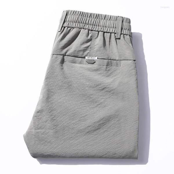 Pantaloni da uomo HCXY 2023 Arrivo estivo Lunghezza caviglia Pantaloni casual Uomo Casa Uomo Leggero Sottile Morbido Strech