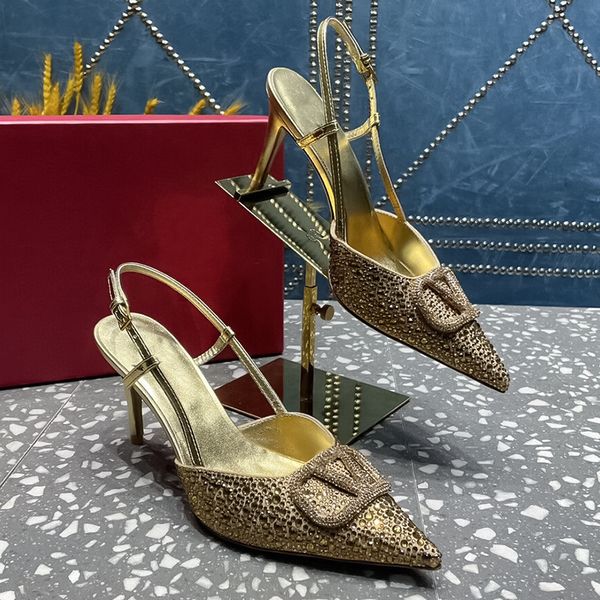 Rhinestone tam elmas yüksek duyu noktalı stiletto topuklu düğün ayakkabıları düz kayış sırt boş sandalet lüks tasarımcı ayakkabıları 8cm boyutları 35-43 +kutu